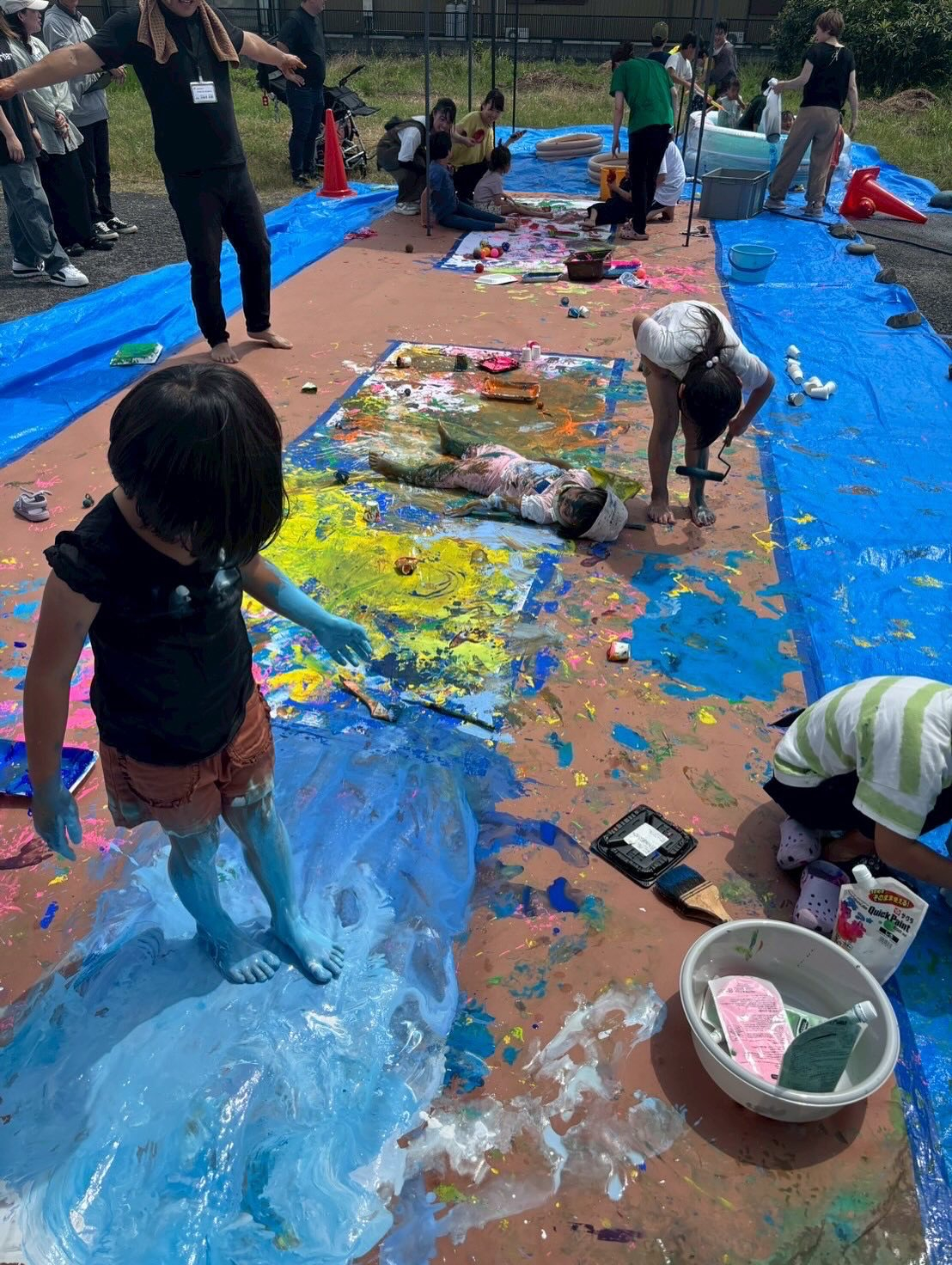 幸せつむぎさん×アトリエasisの子ども達